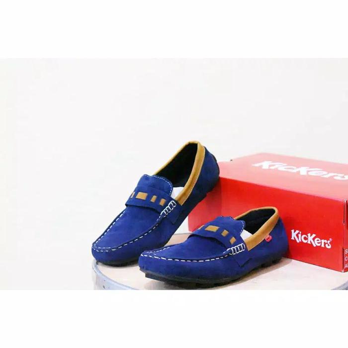 Gambar Sepatu Slip On Pria Kickers Casual Murah Santai - Biru, 42 dari albistar33 undefined Tokopedia