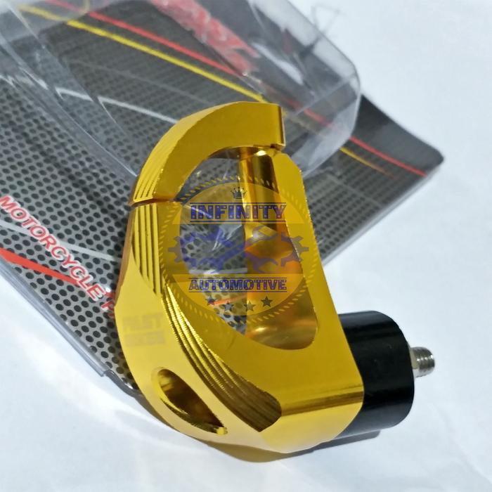 Gambar GANTUNGAN BARANG MODEL D PREDATOR NMAX-AEROX-LEXI - Gold dari Infinity Automotive undefined Tokopedia