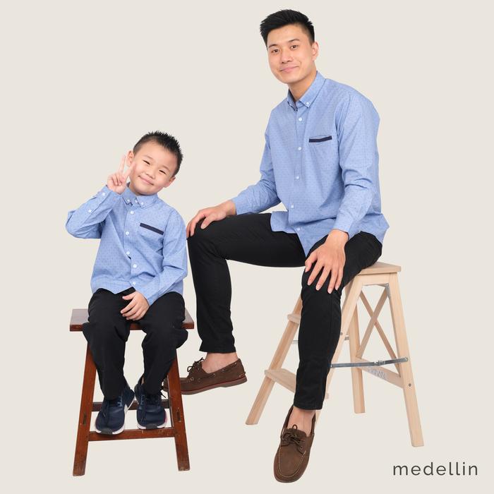 Gambar MEDELLIN Kemeja Couple Pria dan Anak Lengan Panjang 10132 & 20132 BIRU - Biru, XL ANAK dari Medellin Store undefined Tokopedia