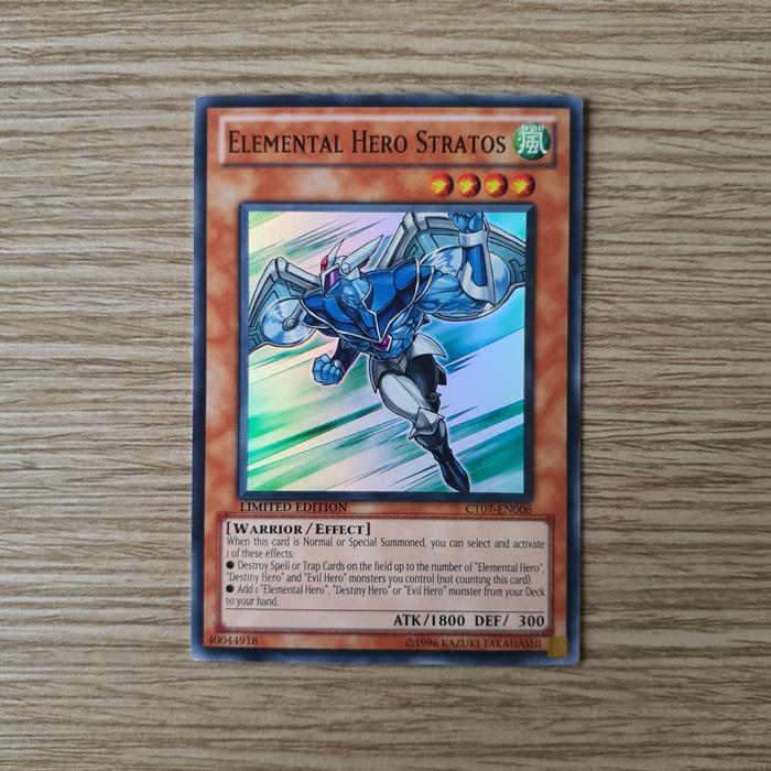 YU-GI-OH! Carta Elemental Hero Stratos (arte Alternativa) – BLC1-EN022 – Ultra Rara, 1a Edizione, Argento
