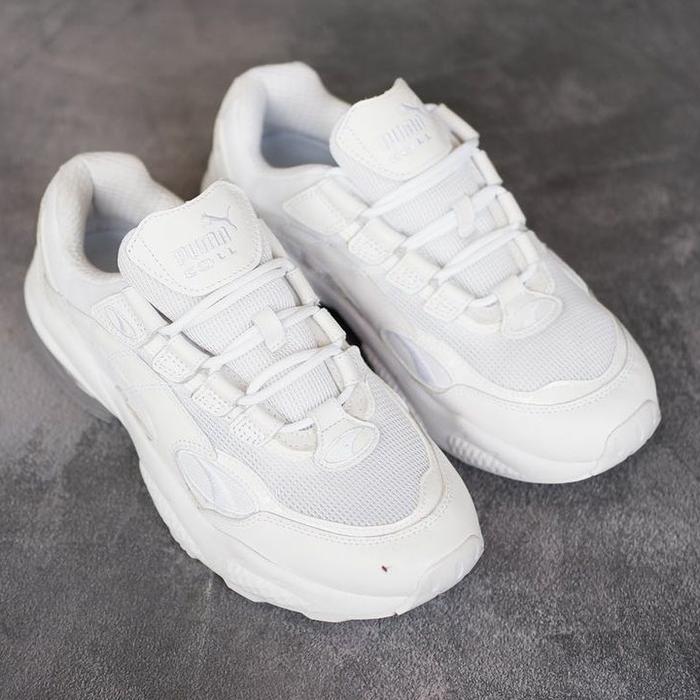 puma cell venom white