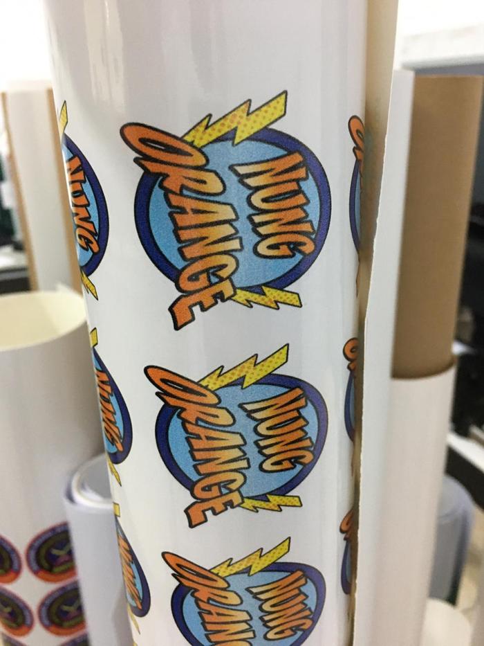 Gambar Cetak Print Stiker Vinyl Meteran murah - 1x1 M dari M JKT PRINTING undefined Tokopedia