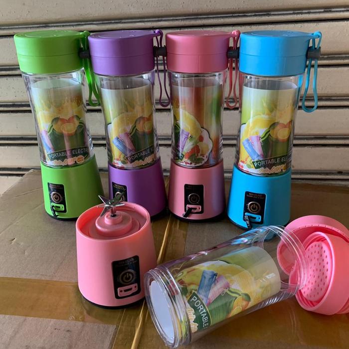Gambar juice cup blender mini portable / usb blender juicer dari azalia - strore undefined Tokopedia