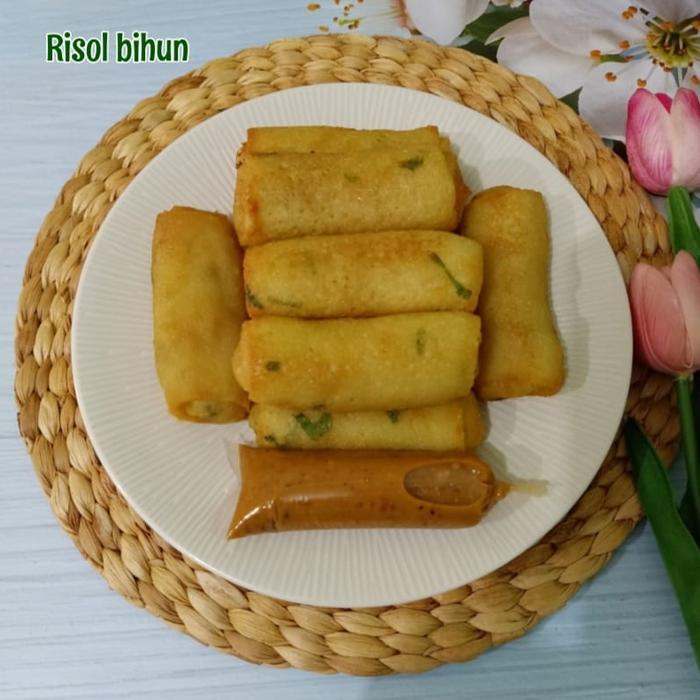 Jual Risol Bihun Risol Isi Bihun Dan Wortel Kota Depok Risol Nurma Tokopedia<script async src=