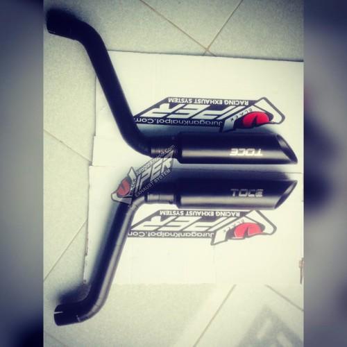 Gambar Knalpot Double Slip On Ducati Monster 400 dari JuraganKnalpotDotCom undefined Tokopedia
