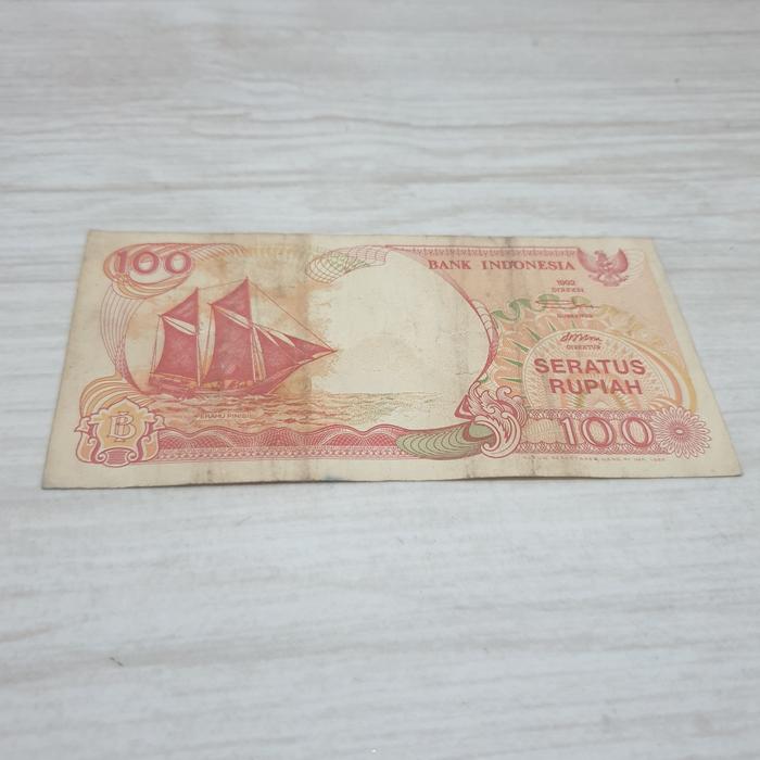 Gambar Uang kertas 100 rupiah tahun 1992 Pinisi - bekas pakai dari Catin Colection undefined Tokopedia