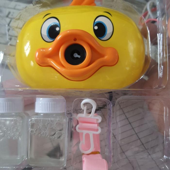 Gambar Mainan Bubble Elektrik Bentuk Kamera machine / Gelembung Bubble Lampu - CAMERA DUCK dari Three Acc undefined Tokopedia