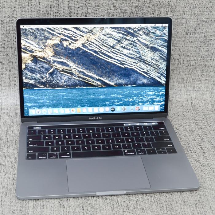 MacBookPro 本体 2019 13インチ121GB MacBookPro 本体 2019 13インチ