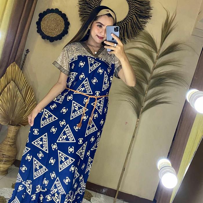 guess red winter jacket