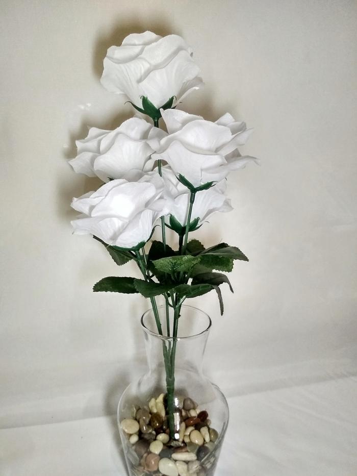 Gambar Bunga Mawar Plastik Artificial Dekorasi Bunga Plastik Wedding Rose - Putih dari Wego undefined Tokopedia