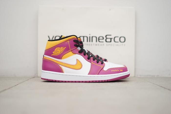 Jual Air Jordan 1 Mid Dia de Los Muertos - Familia - Kota Surabaya -  YOURSMINEandCo | Tokopedia