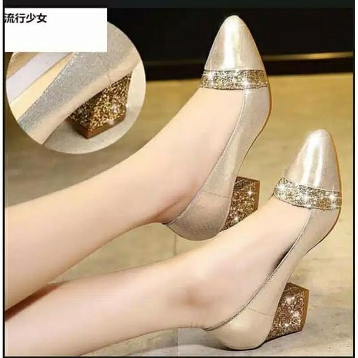 Gambar Heel Wanita Elegan Glamour-BigudColect - Gold, 36 dari Toko BINTANG GUDANG undefined Tokopedia