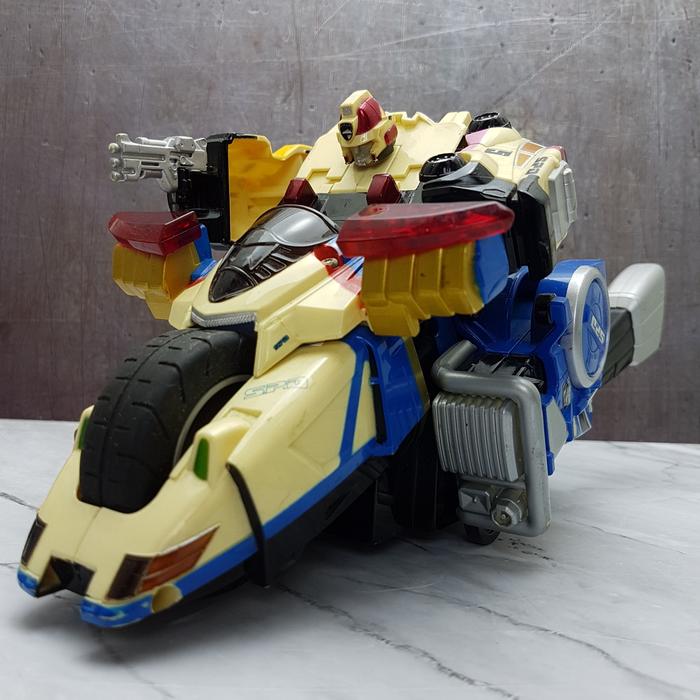 Gambar action figure dekarobo riding dekabike dari ZTCollections undefined Tokopedia
