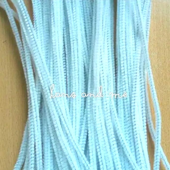Gambar Kawat Bulu Beludru Pipe Cleaner (Putih) - Mainan Edukasi Anak dari Hans and Me undefined Tokopedia