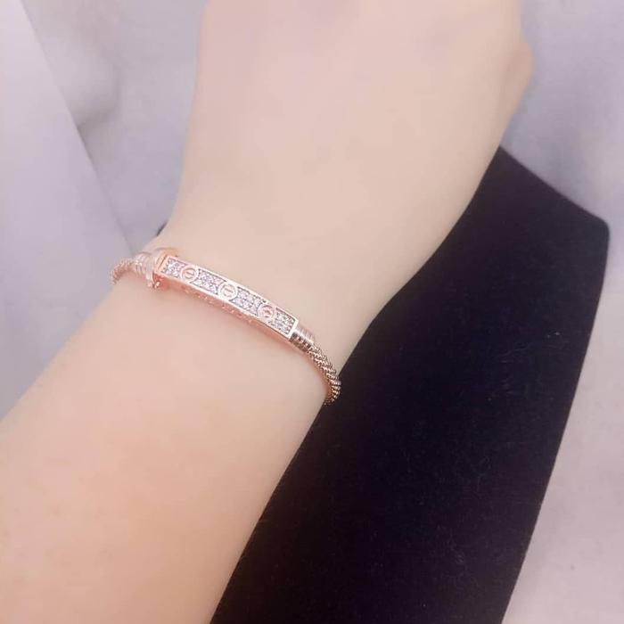 Gambar Gelang Kawat Ternama Titanium Silver Gold Rose Xuping ASLI Perhiasan - Rose Gold dari gudang jewelry undefined Tokopedia