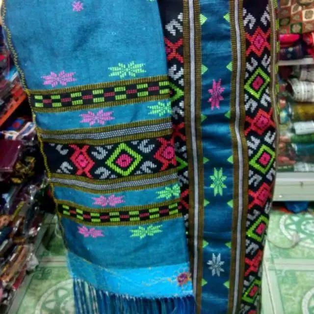 Gambar Sarung sadum siantar - Biru Tosca dari Mutiara Ulos undefined Tokopedia