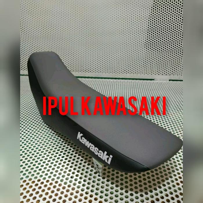 Gambar sadel jok klx dtracker 150 bf hitam abu abu ori dari IPUL SPAREPART MOTOR undefined Tokopedia