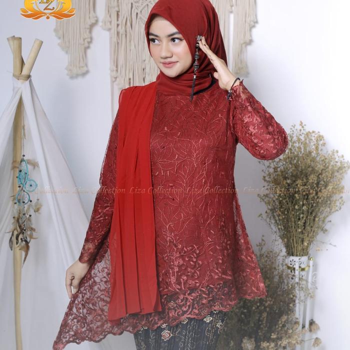 Gambar kebaya wisuda farel dari renil kebaya undefined Tokopedia