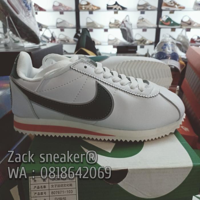 Jual NIKE CORTEZ HAWKINS HIGH SCHOOL MADE IN INDONESIA - Kota Bandung -  zack Sneakers | Tokopedia