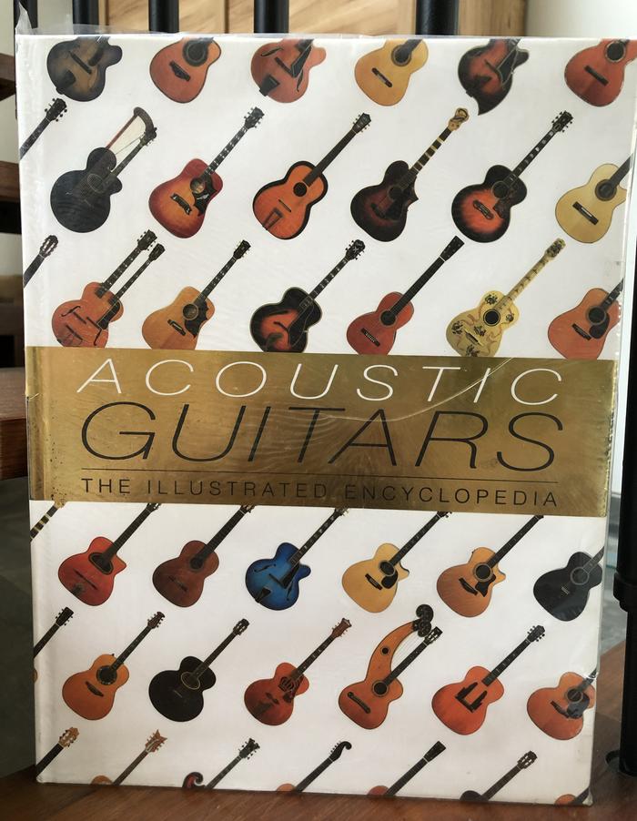 Gambar Buku musik Acoustic Guitars The Illustrated Encylopedia dari Fiori Bnb undefined Tokopedia