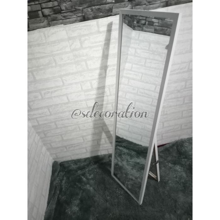 Gambar standing mirror cermin berdiri cermin badan murah kaca cermin dari Raden Galeri undefined Tokopedia