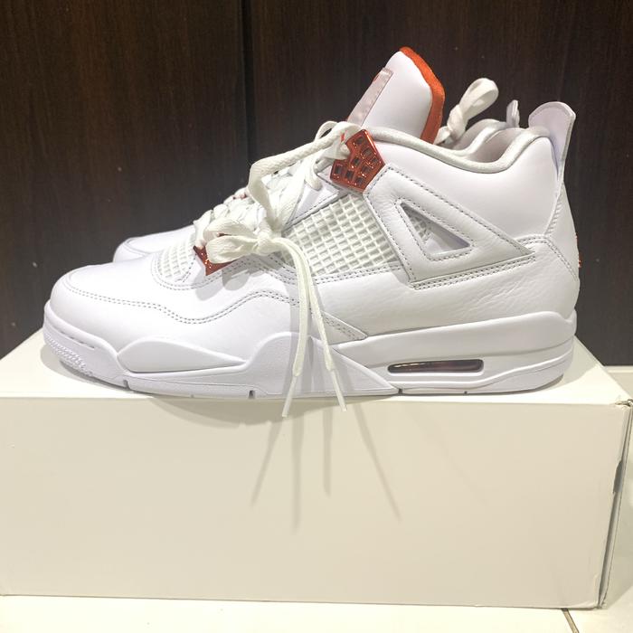 orange retro 4s