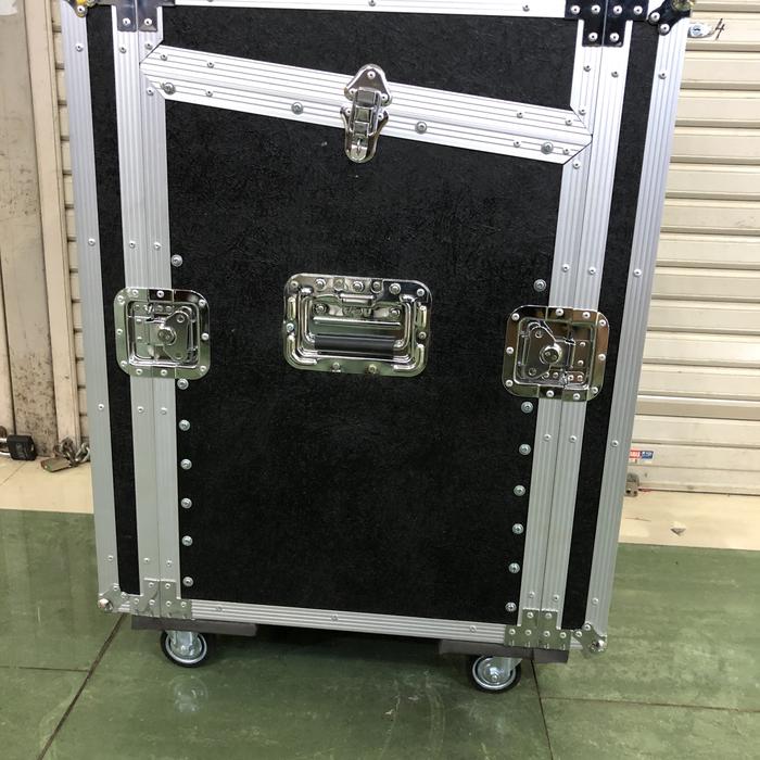 Gambar hardcase / rack sound lapis fiberglass 12u plus mixer dari Cipta Sonic Jaya undefined Tokopedia