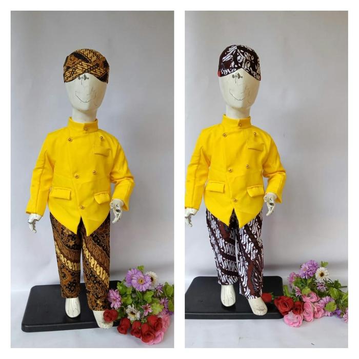 Gambar Kostum Anak Dan Bayi Tedak Siten Beskap Setelan Blangkon Celana Batik - Kuning, Size XS dari bagusbabyfashion undefined Tokopedia