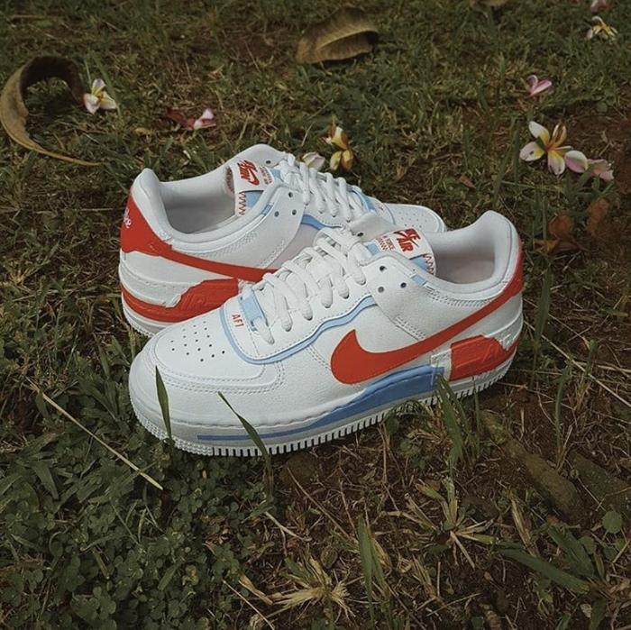 NIKE Air Force Shadow SE Summit White White/Blue/Orange