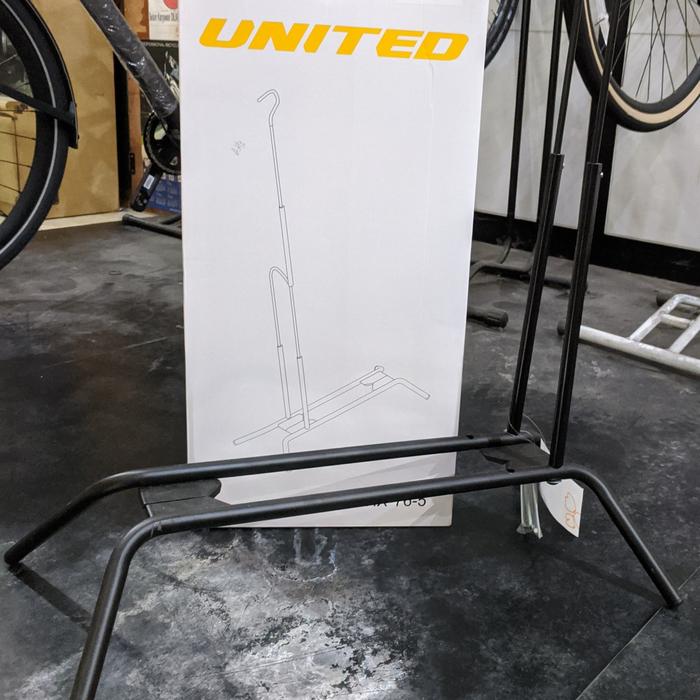 Gambar Standar Paddock Stand Sepeda United HX-76-5 dari Omega Mart online shop undefined Tokopedia