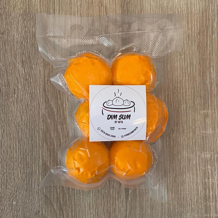 Gambar Bakpao Pasir Emas dari Dimsum by Nita undefined Tokopedia
