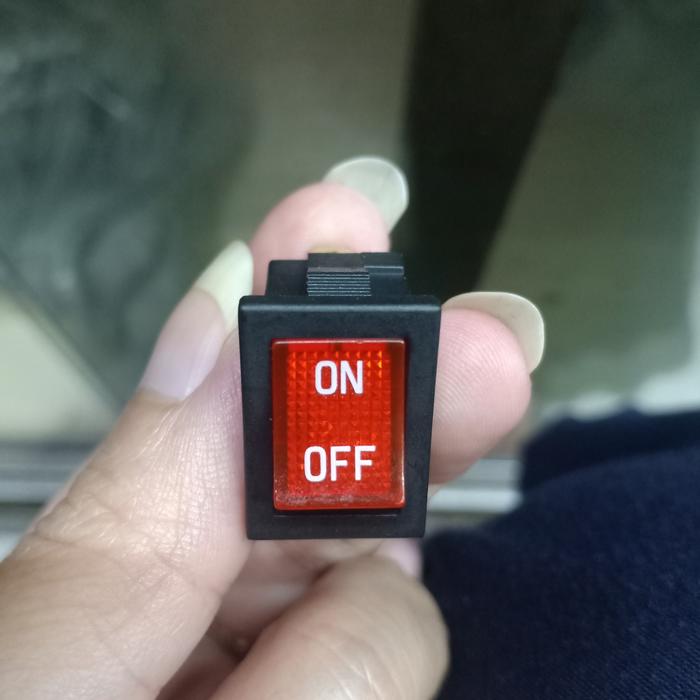 Jual switch on off lampu kecil 3pin/saklar on off lampu nyala - Jakarta ...