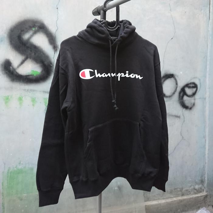 Gambar hoodie Champion original jaket sweater ori not dickies hnm fila - L dari Oksi Bumi Outdoor undefined Tokopedia