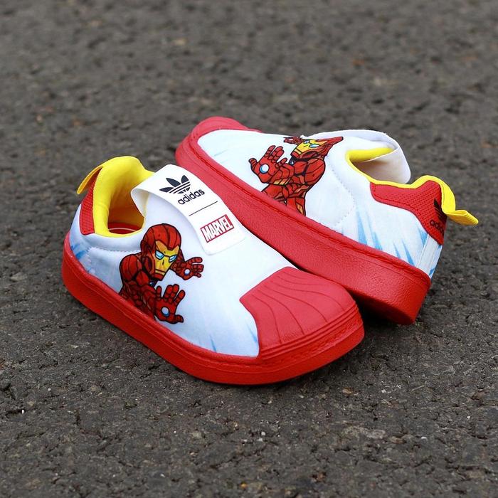 adidas superstar marvel