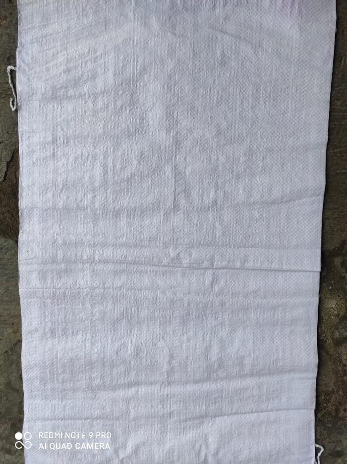 Gambar Karung Plastik 25kg 45 Cm X 75 Cm dari Sahabat beras undefined Tokopedia
