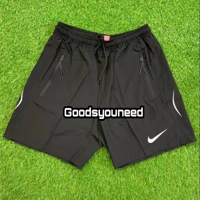 Gambar Celana Pendek Nike & Adidas Pria Olahraga Gym Parasut Micro Import - XXL, Nike 3 dari Goodsyouneed undefined Tokopedia