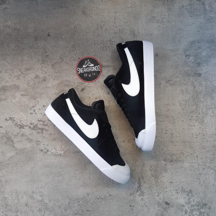 nike sb zoom blazer low xt black white