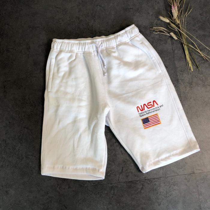 Jual H\u0026M NASA FLAG WHITE SHORT PANTS 