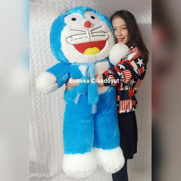 Gambar Boneka Doraemon Jumbo 1 Meter Berdiri Bagus dari bonekacibaduyut undefined Tokopedia