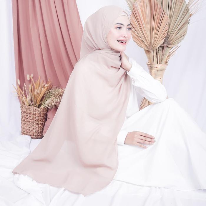 Gambar Bella Pashmina warna Latte dari SuzanaFashion undefined Tokopedia