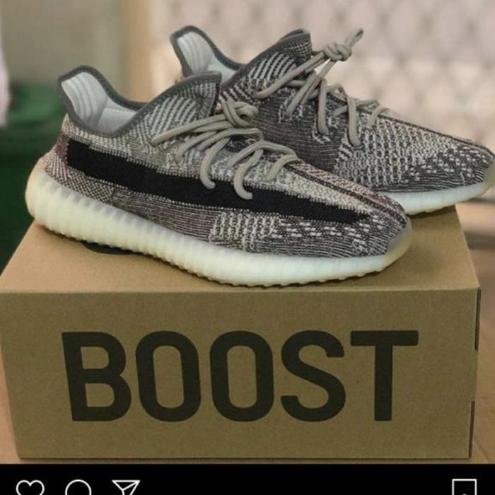 zion yeezys