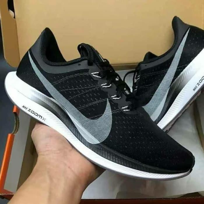 Jual Sepatu Nike Zoom Pegasus 35 Turbo Black White - 38 - Jakarta Selatan -  Goodsneaker17 | Tokopedia