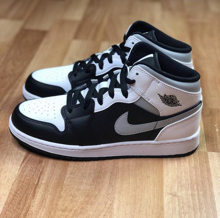 Nike Air Jordan Mid Shadow White Black