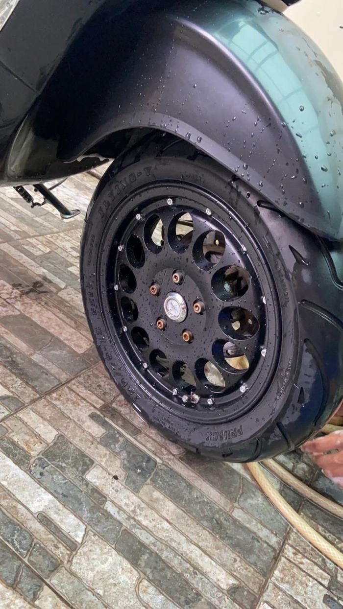 Gambar Velg Vrossi Alfaquattro Vespa Primavera Sprint R12 - Hitam dari Davidarf Mirror undefined Tokopedia