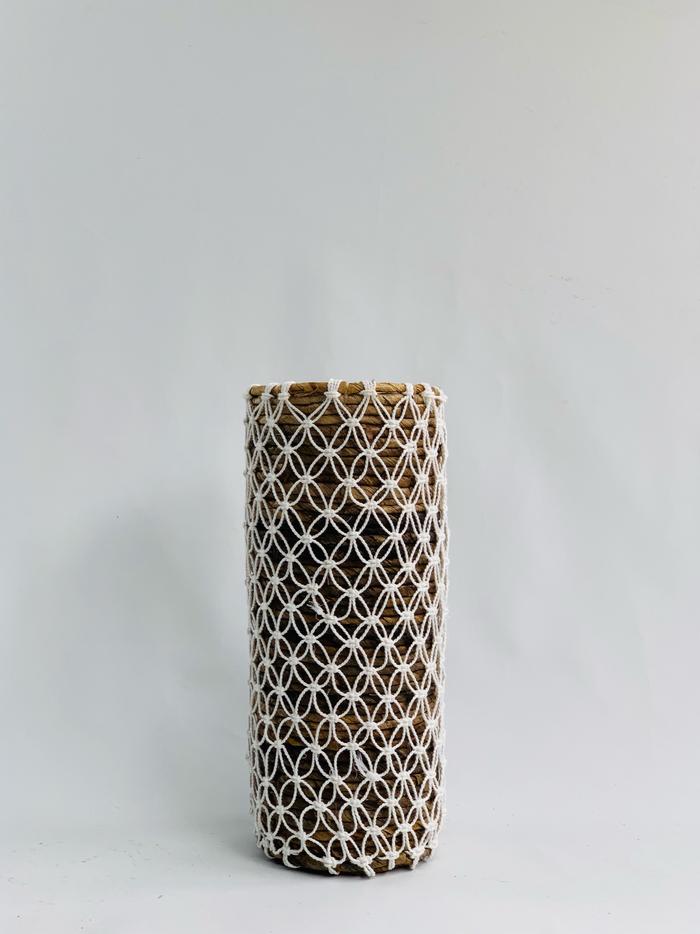 Gambar Vas bunga banana macrame - kawung dari Reswara Craft undefined Tokopedia