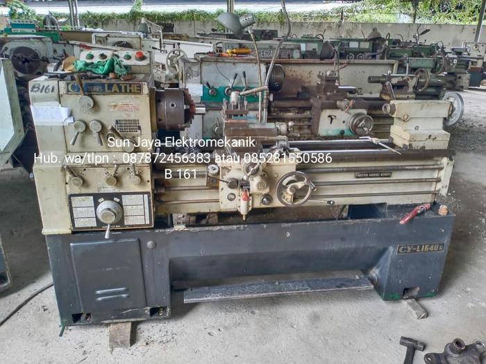 Gambar Mesin bubut panjang kerja 1 meter swing 400 mm spindel 2 in dari sunjaya Elektromekanik undefined Tokopedia