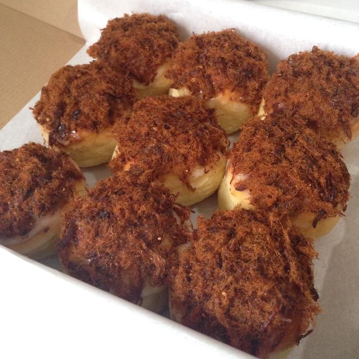 Gambar Roti Abon Sapi dan Ayam Sobek Shobikitchen Halal Homemade Floss Bread - Mini abon ayam dari tokoshobi undefined Tokopedia