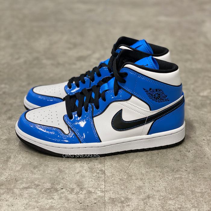 Jual Air Jordan 1 Mid Signal Blue 