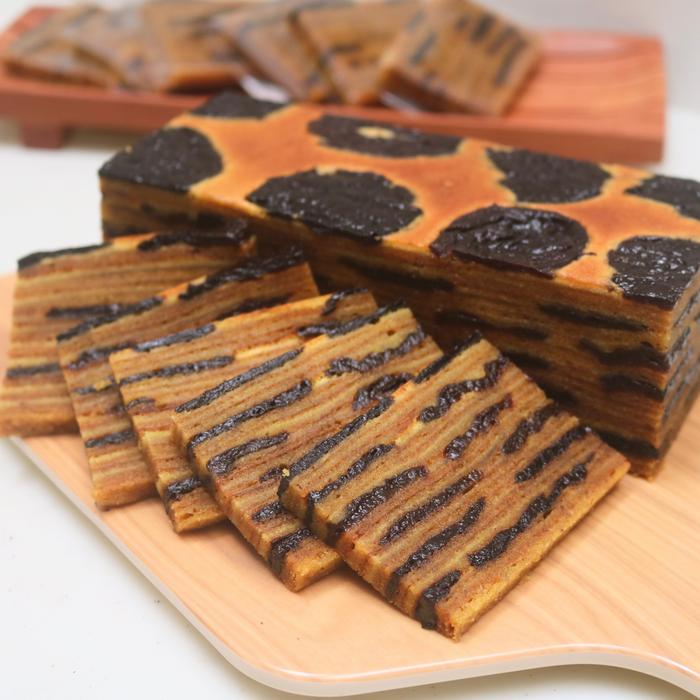 Gambar lapis legit prunes premium wisjman dari twin cookie undefined Tokopedia
