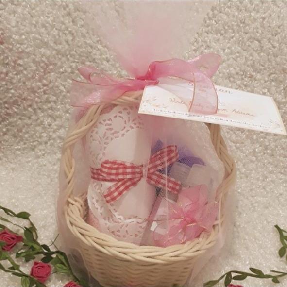 Gambar souvenir siraman murah paket siraman lengkap hampers rustic - handuk tekuk dari allena handmade and craft undefined Tokopedia